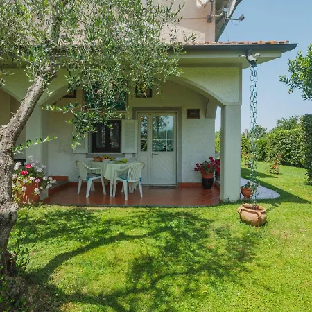 Bernardini By Interhome דירה צ'ינקואלה
