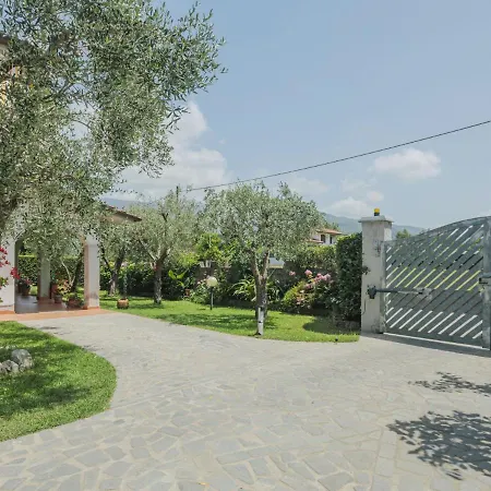 Bernardini By Interhome דירה *